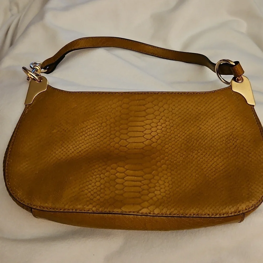 Vince Camuto Y2k Irine Dark Wheat Snakeskin Leather Mini Baguette Shoulder Bag - Picture 11 of 14